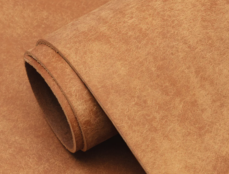 Pueblo Cognac leather swatch