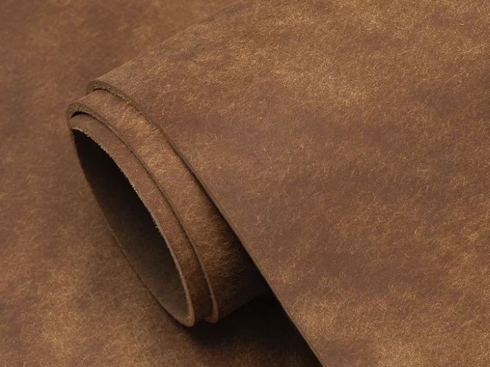 Pueblo Walnut leather swatch